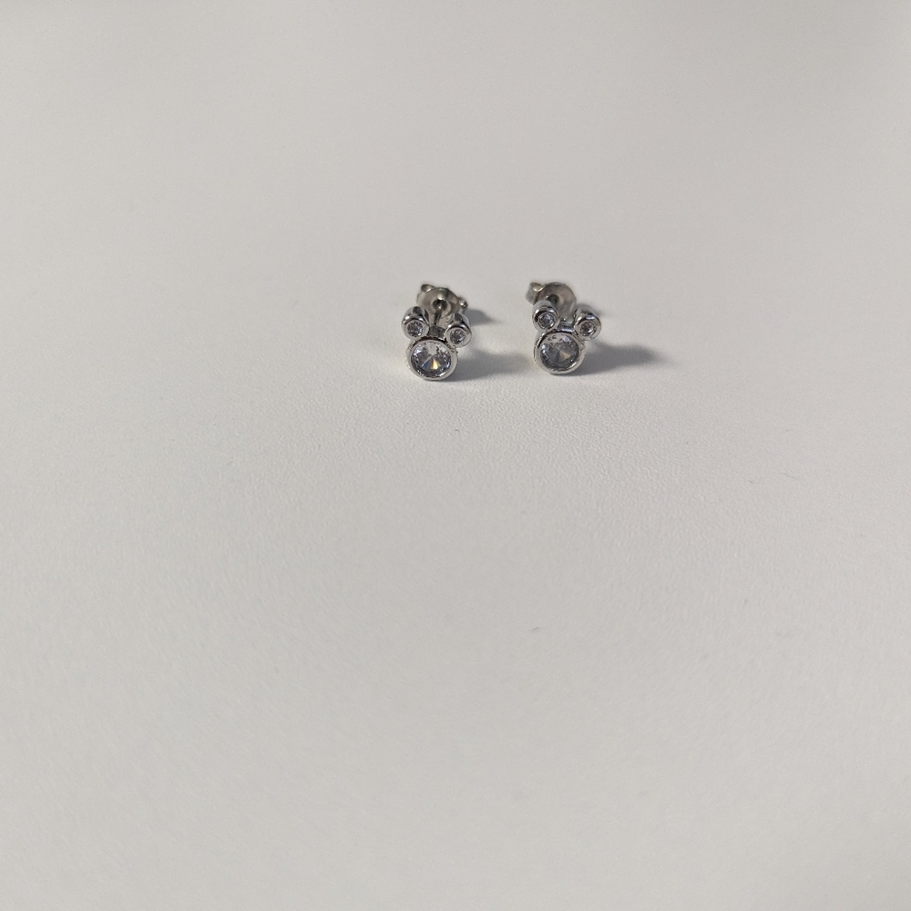 Beautiful earrings - Picture 2 of 3